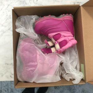 Toddler LL bean snow boots